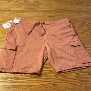 Wrangler cargo shorts  athletic fit & unlimited conform